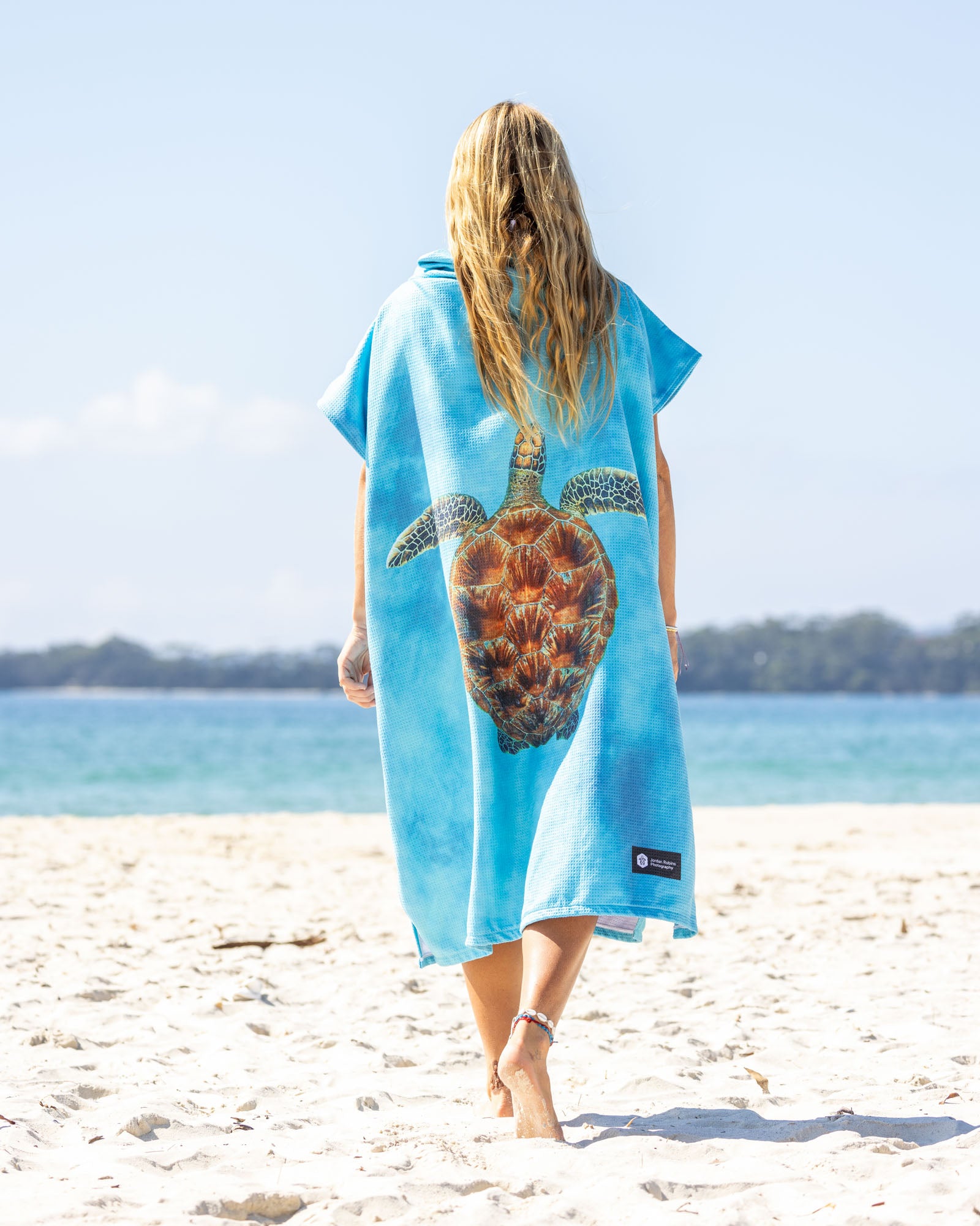 Sea Turtle Great Barrier Reef - Adults Hooded Beach Towel